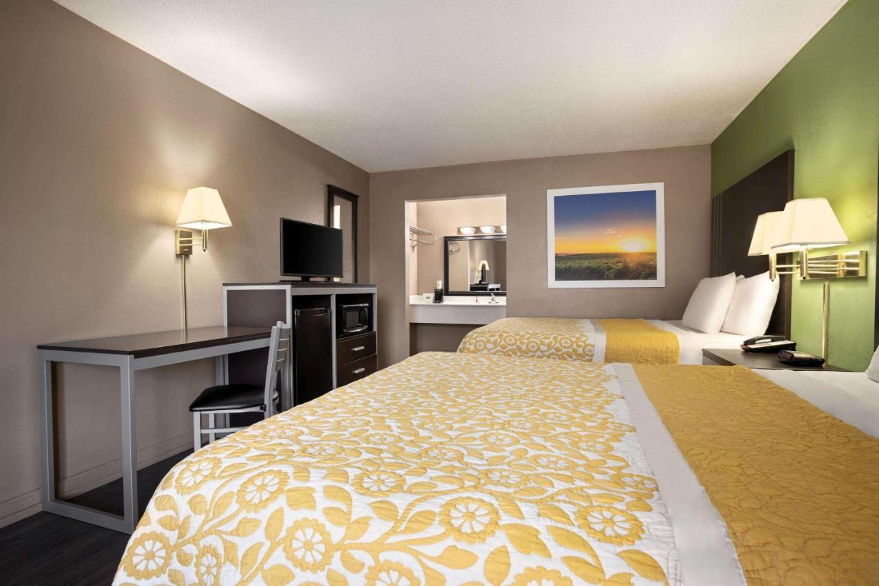 Days Inn By Wyndham Hardeeville/ I-95 State Line Exteriér fotografie