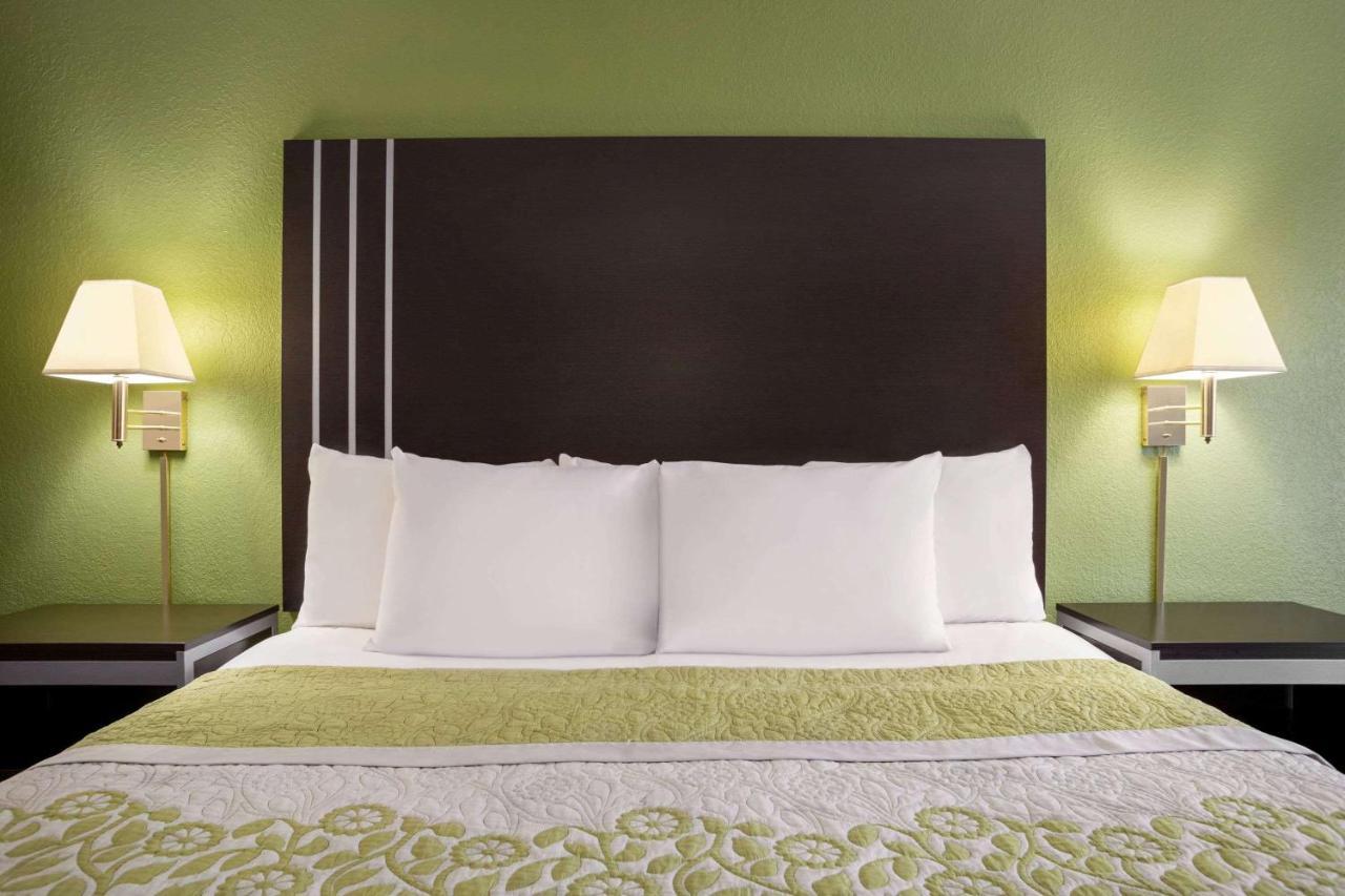 Days Inn By Wyndham Hardeeville/ I-95 State Line Exteriér fotografie