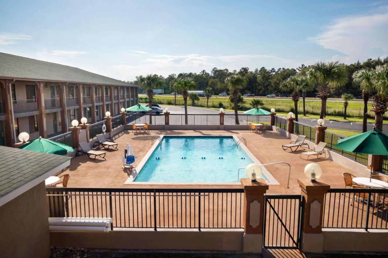 Days Inn By Wyndham Hardeeville/ I-95 State Line Exteriér fotografie